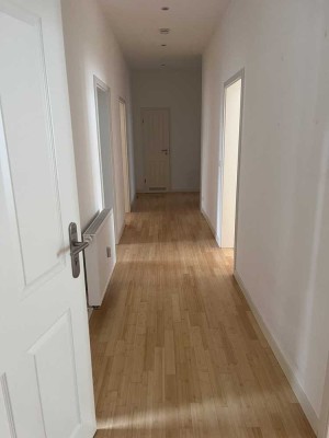 Tolle 5-Zimmer Wohnung in Karlsruhe Zentrum