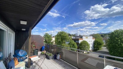 Chiemseenähe/Großzügige Dachterrassenwohnung mit Alpenpanoramablick und Dachterrasse