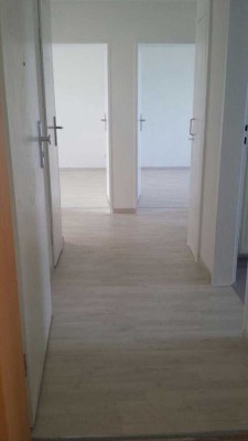 Stilvolle, neuwertige 3-Zimmer-Wohnung mit Balkon in Mainz