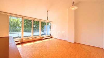 *** Leben auf zwei Ebenen – 3-Zimmer-Maisonette mit Balkon, Einbauküche & Carportstellplatz ***