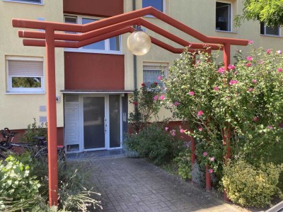 Provisionsfrei: Ruhige Geschmackvolle 3 Zimmer-Wohnung + Balkon in Wiesbaden-Bierstadt, kernsaniert.
