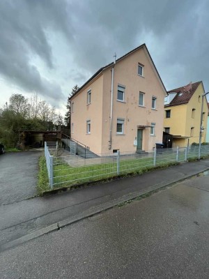 Freistehendes Einfamilienhaus , großer Garten, Blick zur Fils, 73035 Göppingen/Faurndau zu vermieten