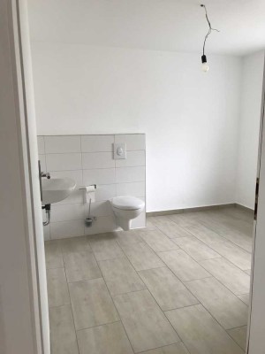 Ansprechende 2,5-Zimmer-Souterrain-Wohnung in Eisenberg