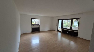 NEU ! ab sofort frei ! - herrliche 3 Zi WE + Balkon, Erstbesichtigung am 06.12.25, 11 bis 12 Uhr