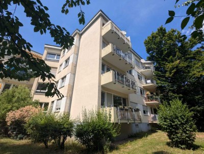 Top Anlageimmobile in begehrter Lage: 1-Zimmerwohnung mit Balkon und Blick ins Grüne!