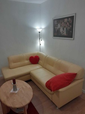Bezugsfrei, 2-Zimmer-Wohnung, möbliert, zentral vom Eigentümer, Neustadt