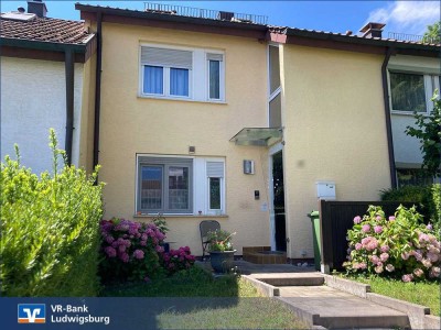 Wohnglück für Familien
Schönes Reihenmittelhaus mit Garten