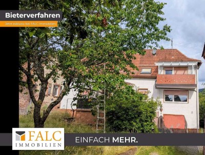 Gut gepflegtes Haus im Grünen