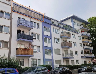 Charmante Wohnung mit Balkon im Pantaleonsviertel
