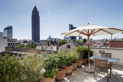 Stilvolle 4-Zimmer-Wohnung mit traumhafter Aussicht und Einbauküche im Frankfurter Westend