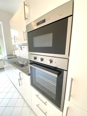 2 Room Apartment near ***Fully Renovated, High Ceilings, Balcony***
