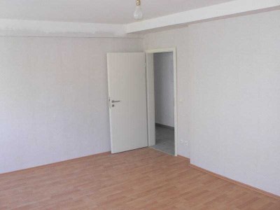 Moderne 3-Zimmer-Wohnung mit Balkon