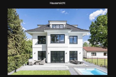 luxuriöse Stadt-Villa 230m2/ Salzwasserpool (beheizt) / Sauna / Erdwärmepumpe /