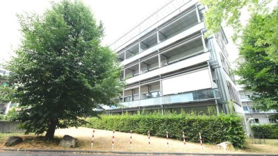 * Stylisches möbliertes 2-Zi-Apartment mit Sonnenbalkon * Top Lage in Stuttgart-Süd *