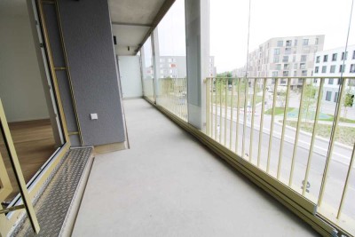 PATIO PASING - Komfortable Zweizimmerwohnung mit Wintergarten und Einbauküche
