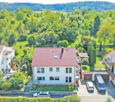 Exklusive Gelegenheit: Dreifamilienhaus in bevorzugter Höhenlage mit Weitblick