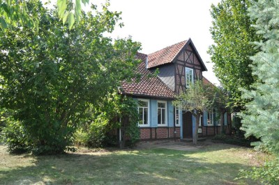 Fachwerk-Bauernhaus (EFH) mit Zwischenbau und Scheune oder sep. Bauplatz