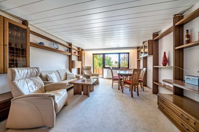 Großzügige 4-Zimmer-Wohnung mit Balkon & Garage!