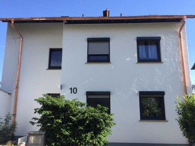 1 Zimmer Appartement in gehobener Lage inklusive EBK und Bad