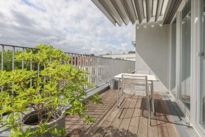 Penthouse mit Lift in die Wohnung*TG-Platz*Austritt aus allen Räumen