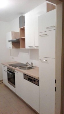 Möblierte Wohnung (84m2) ab August 2025 verfügbar - WG tauglich (3 Zimmer)