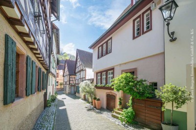 Ein Unikat: Historisches Altstadthaus im Gerberbachviertel Weinheim optional mit 2 Tiefgaragenste...