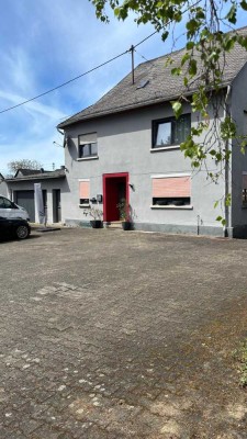 175000 € - 145 m² - 6.0 Zi.