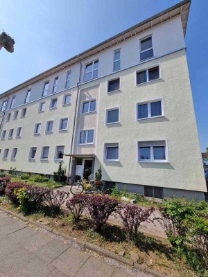 2 Zimmerwohnung in Monheim mit Balkon!