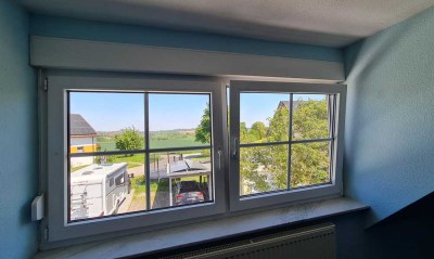 Traumhafte Aussicht in ruhiger Feldrandlage !