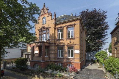Hochwertig saniertes Altbaujuwel in zentraler Lage von City-Ost