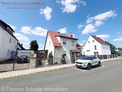 Gepflegtes Einfamilienhaus mit Garage