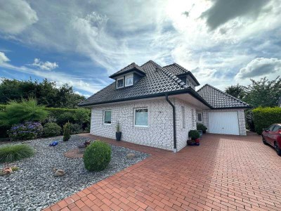 Top gepflegter Zustand! Großzügiger Bungalow mit Garage in Holte-Lastrup