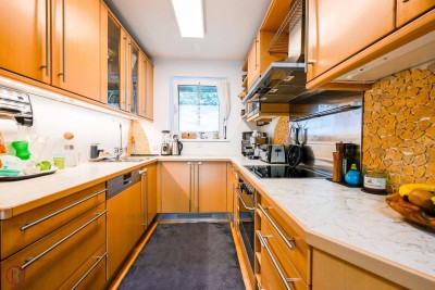 Charmante Gartenwohnung in Innsbruck: 2 Zimmer, Terrasse, Garage – Ihr neues Zuhause!