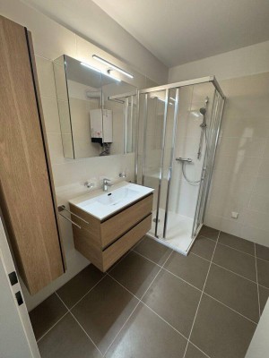 ERSTBEZUG NACH SANIERUNG! Helle 2-Zimmer-Wohnung im 2. Stock ohne Lift