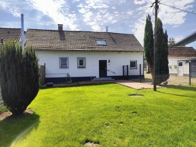 Schöne 2,5-Zimmer-Terrassenwohnung mit Garten im grünen Ruhrtal