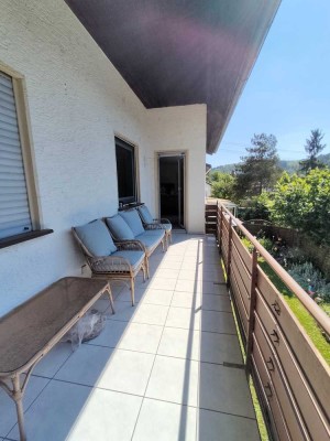 Weitblick *RESERVIERT*3-FH*SELBST EINZIEHEN im EG*mit Garten+Garage* DG+Souterrain mit Terrassen