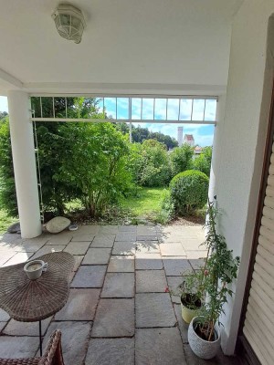 Exklusive 2-Zimmer-Erdgeschosswohnung mit geh. Innenausstattung mit Balkon und EBK in Ravensburg
