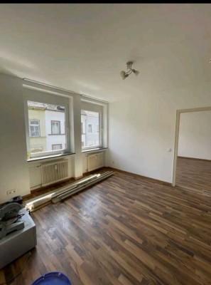 Helle 2-Zimmer-Wohnung im 2. OG in Krefeld Stadtmitte