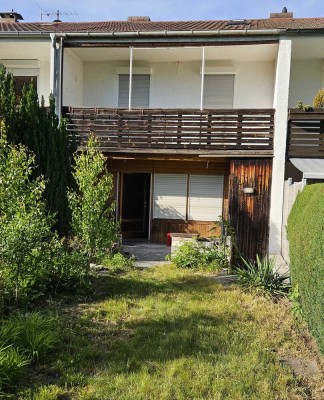 Reihenmittelhaus in Nürnberg - Eibach zum Ausbau und Umbau. - AKTUELL RESERVIERT