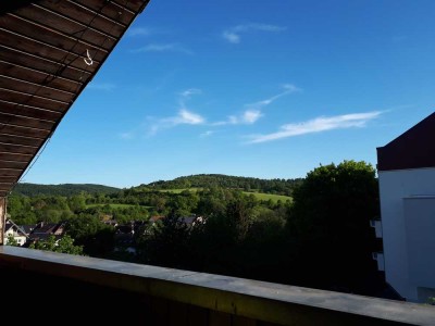 3-Zimmer-Wohnung mit Balkon und Fernblick