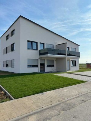 Schöne 3-Zimmer Neubauwohnung mit Terrasse und Stellplatzmit in Ehingen