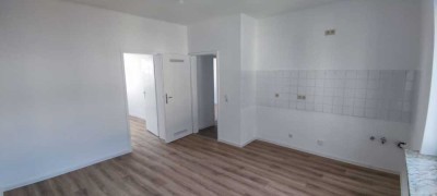 Neu Renoviert!! Erste Etage.  Zentral gelegene 2 ZKB Wohnung in Iserlohn