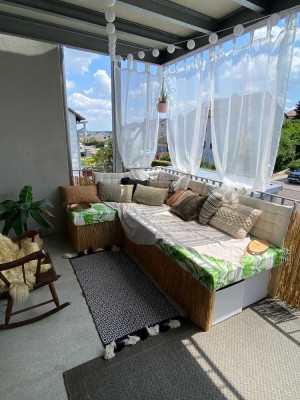 3-Zimmer-Wohnung mit großem Balkon und Einbauküche