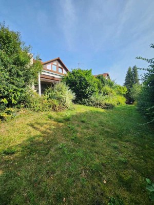 Großes sonniges Grundstück mit solidem 1-2 Familienhaus und Einlieger in Willsbachs bester Wohnlage
