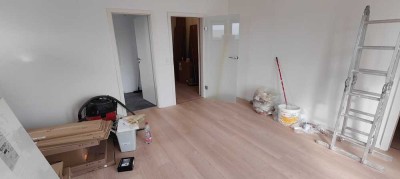Geschmackvolle 2-Zimmer-Dachgeschosswohnung mit geh. Innenausstattung mit Balkon und EBK