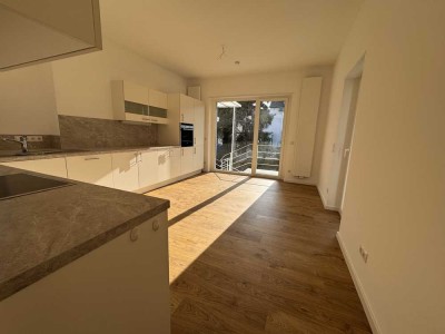 Stilvolle 3-Zimmer-Hochparterre-Wohnung mit EBK im Musikerviertel