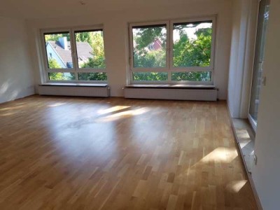 ab sofort • Penthouse • zwei Dachterrassen • Parkett