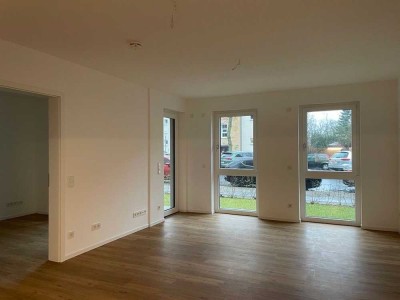 Jetzt verfügbar! 4-Zimmer-Wohnung mit EBK, Terrasse und eigenem Gartenanteil!