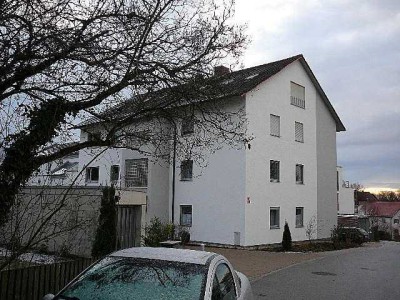 schöne 2 Zimmer Wohnung 60 qm in Vötting