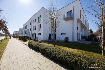 RE/MAX - Einziehen und wohlfühlen - möblierte 4 Zi.-Whg. in Aubing!